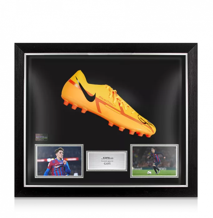 icons Gavi Signed Nike Phantom Boot In Bubble Frame: Option 1