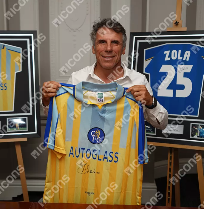 Icons Gianfranco Zola Front Signed Chelsea 1998 Away Shirt In Classic Frame