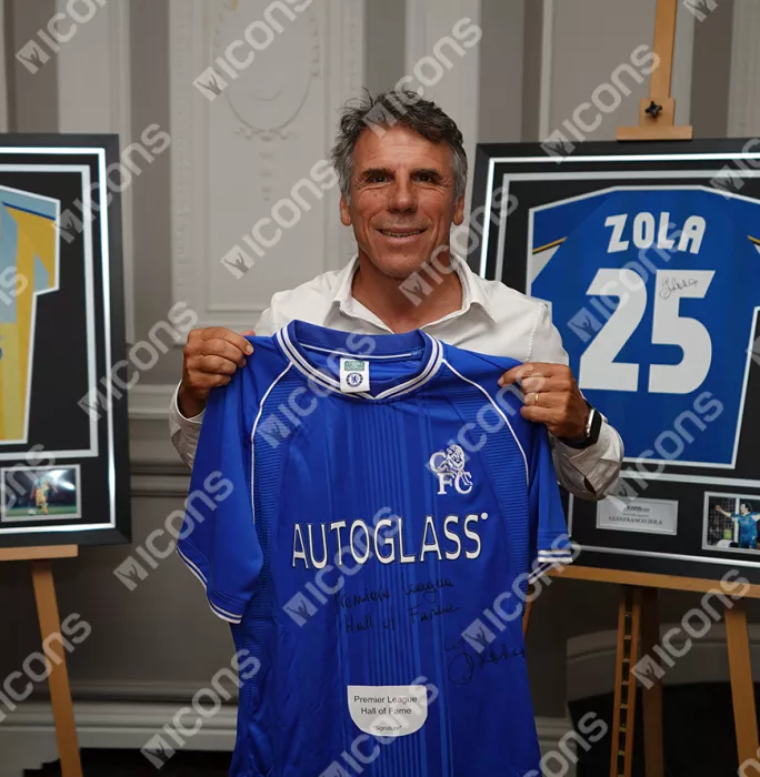 Icons Gianfranco Zola Front Signed Chelsea 2000 Home Shirt - Premier League Hall Of Fame Inscription In Classic Frame