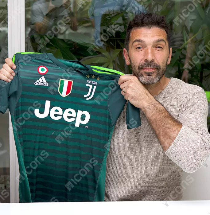 Icons Gianluigi Buffon Front Signed Juventus 2017-19 Goalkeeper Shirt