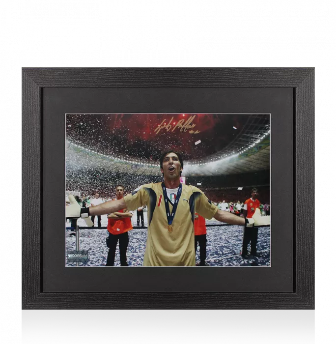 icons Gianluigi Buffon Signed Italy Photo In Black Wooden Frame: 2006 FIFA World Cup Winner