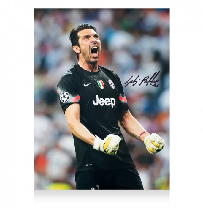 icons Gianluigi Buffon Signed Juventus Photo: UEFA Champions League Icon
