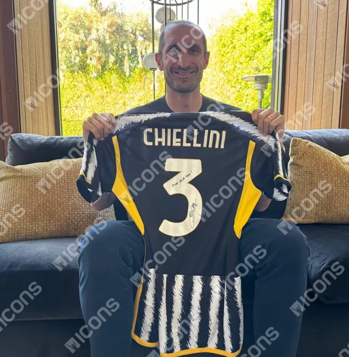 Icons Giorgio Chiellini Back Signed Juventus 2023-24 Shirt - "Fino Alle Fine" Inscription In Classic Frame