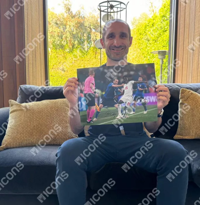 Icons Giorgio Chiellini Signed Italy Photo In Black Wooden Frame: UEFA EURO 2020 Final