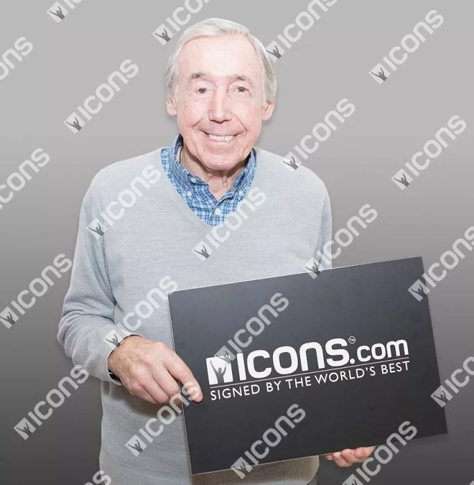 Icons Gordon Banks Official 1966 FIFA World Cup™ Front Signed And Hero Framed Yellow England Goalkeeper Shirt: 1966 Winner's Edition