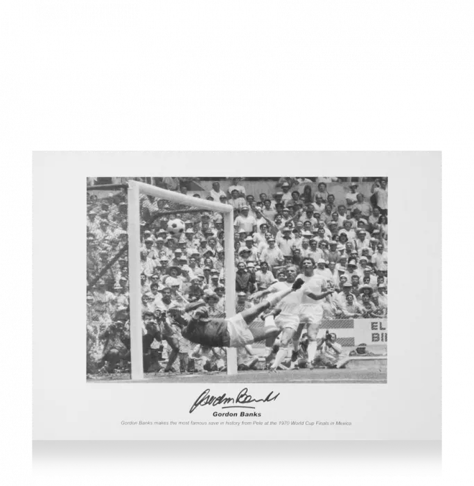 Icons Gordon Banks Signed England Photo: 1970 World Cup Save
