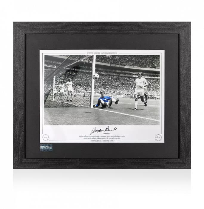 Icons Gordon Banks Signed England Print In Black Wooden Frame: 1970 World Cup Save Vs Brazil