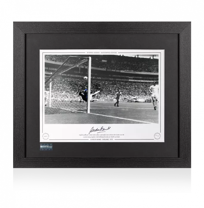 Icons Gordon Banks Signed England Print In Black Wooden Frame: 1970 World Cup Vs Brazil