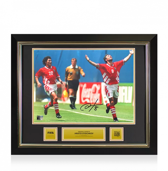 icons Hristo Stoichkov Official 1994 FIFA World Cup™ Signed and Framed Bulgaria Photo: 1994 Top Goalscorer