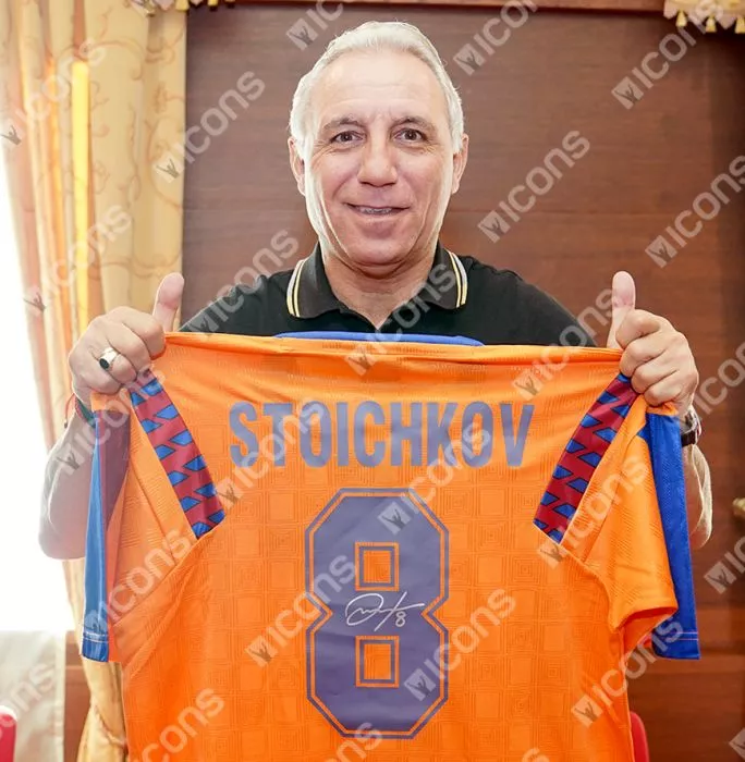 Icons Hristo Stoichkov Official FC Barcelona Back Signed And Framed 1992 Away Shirt