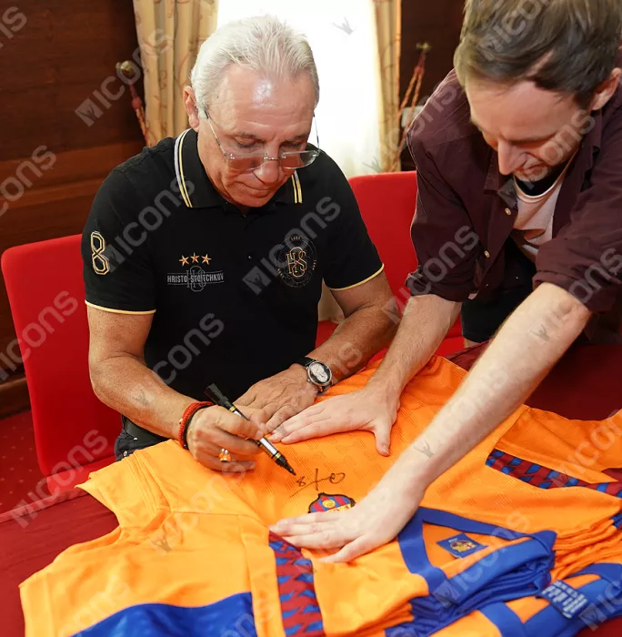 Icons Hristo Stoichkov & Pep Guardiola Front Signed And Framed Official FC Barcelona 1992 Away Shirt