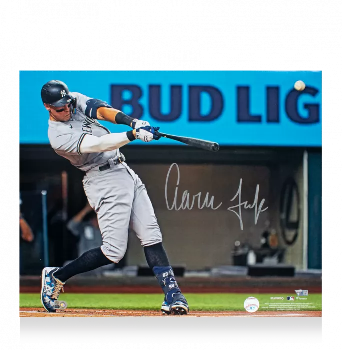 icons Aaron Judge Signed New York Yankees Photo