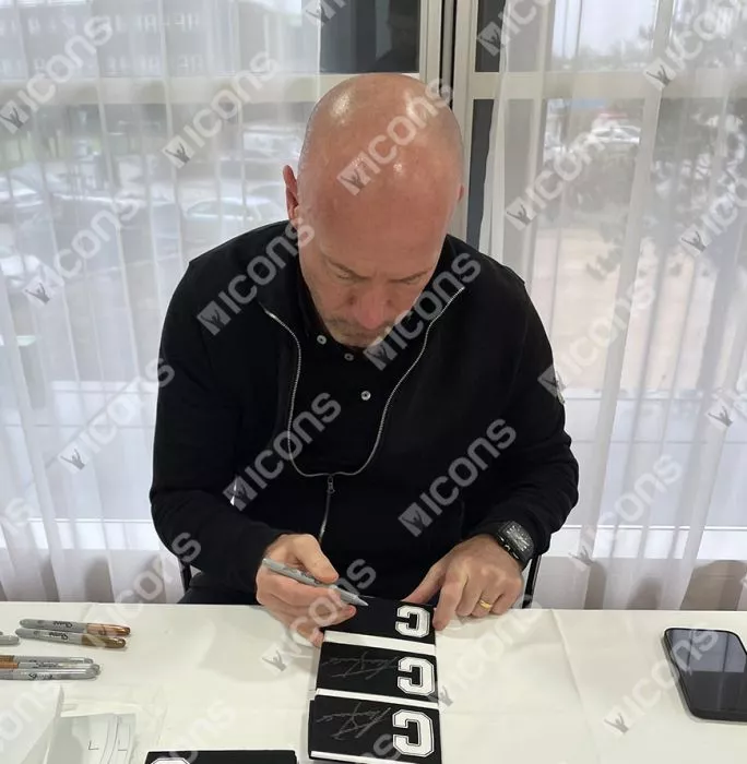 Icons Alan Shearer Signed Captain's Armband