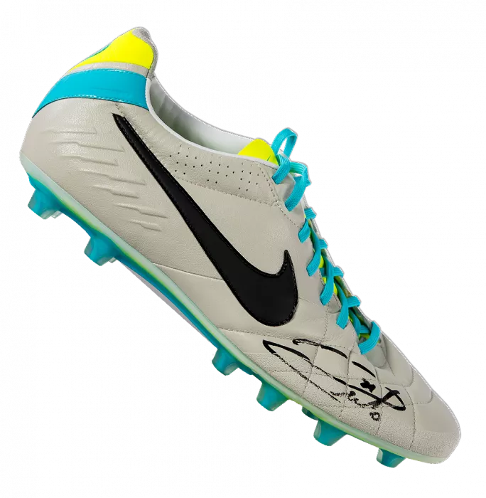 icons Andrea Pirlo Signed Grey Nike Tiempo Boot