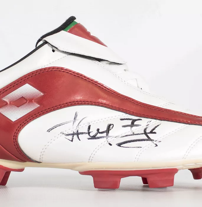 Icons Andriy Shevchenko Signed White Lotto Boot