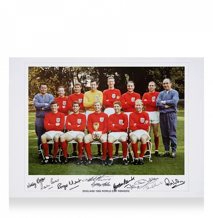 Icons England 1966 Photo Signed By Nine: Team Photo