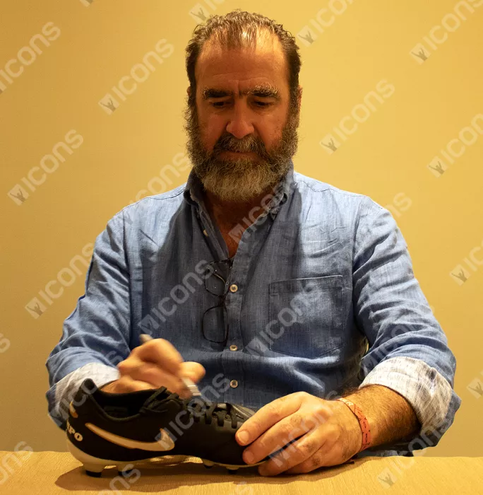 Icons Eric Cantona Signed Black Nike Tiempo Boot