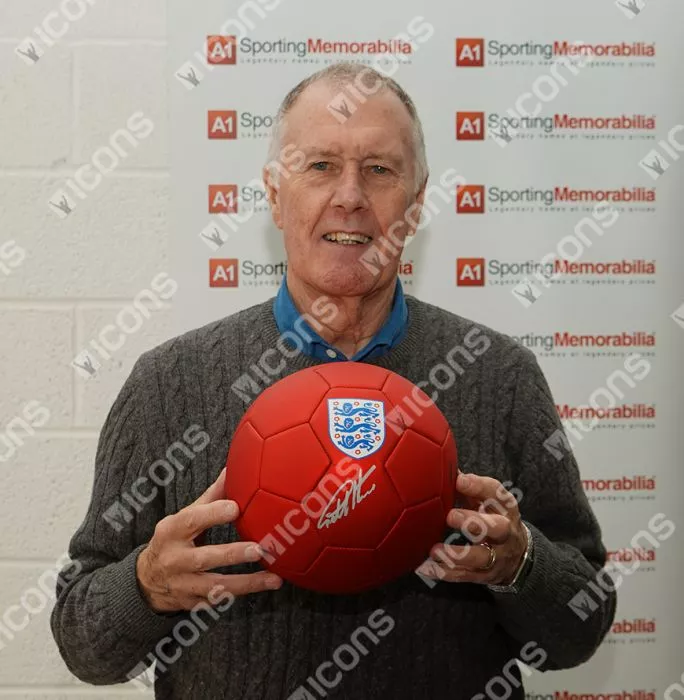 Icons Geoff Hurst Signed Modern England Football