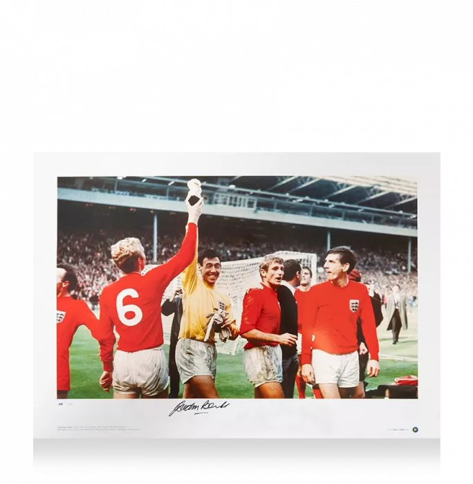 Icons Gordon Banks Signed England Photo