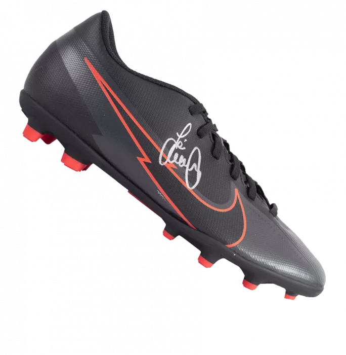 icons Jamie Carragher Signed Nike Boot