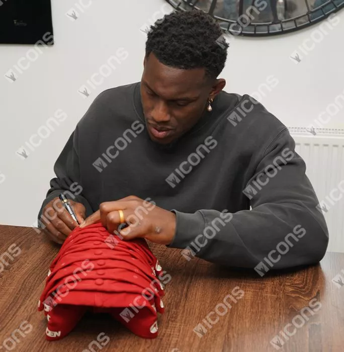 Icons Maro Itoje Signed British & Irish Lions Cap
