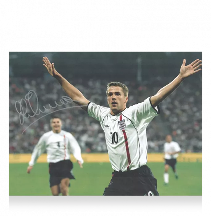 Icons Michael Owen Signed England Photo