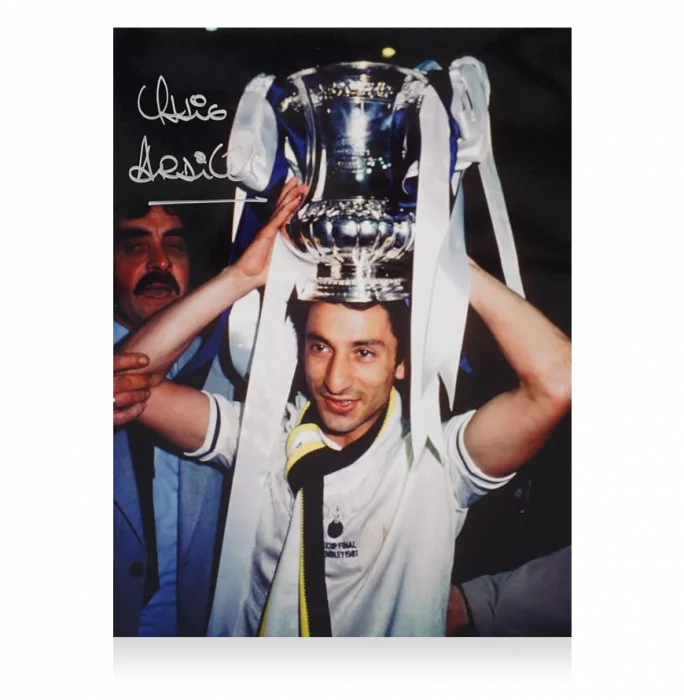 icons Ossie Ardiles Signed Tottenham Hotspur Photo