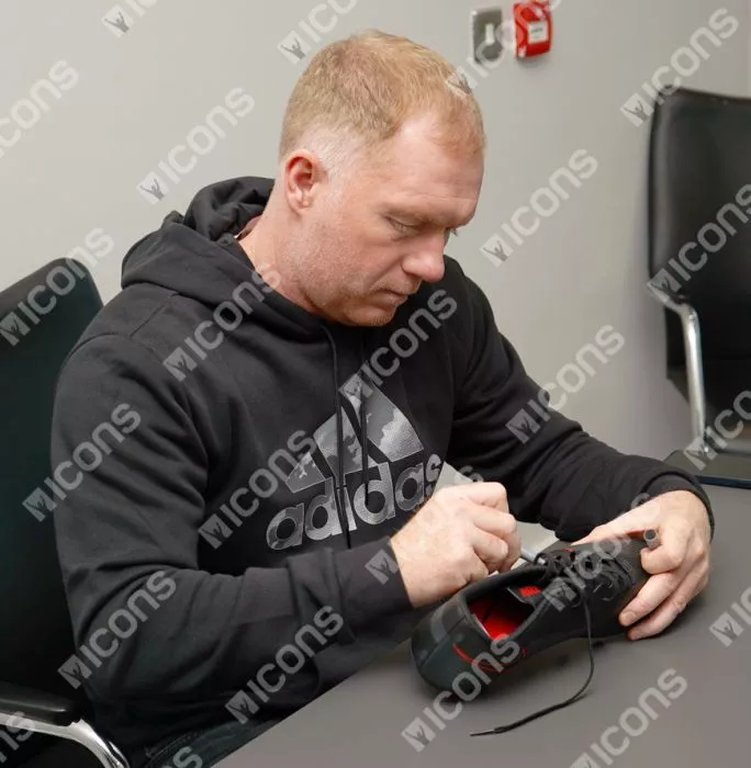 Icons Paul Scholes Signed Adidas Boot