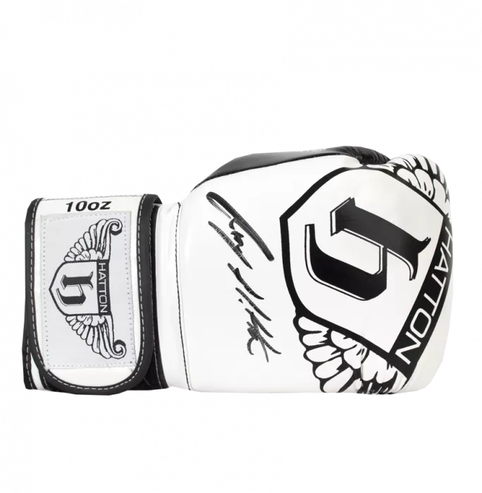 icons Ricky Hatton Signed Boxing Glove: White