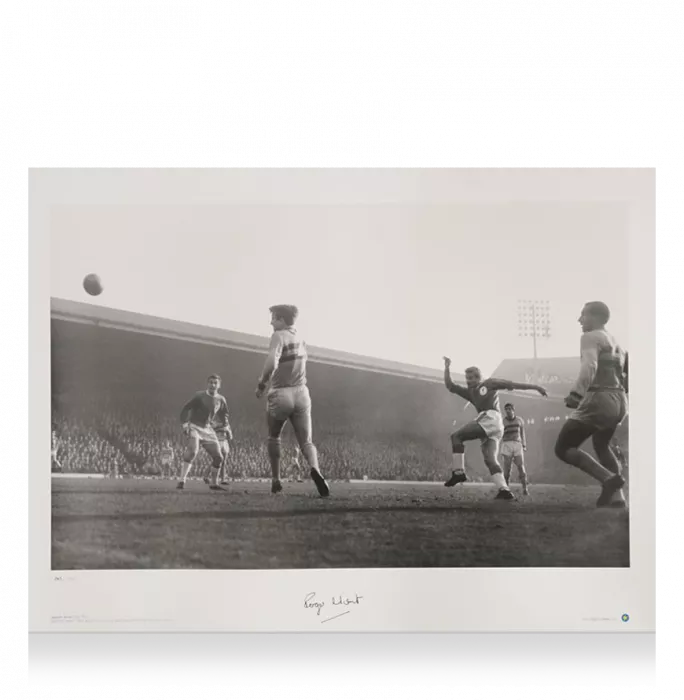 icons Roger Hunt Signed Liverpool Photo