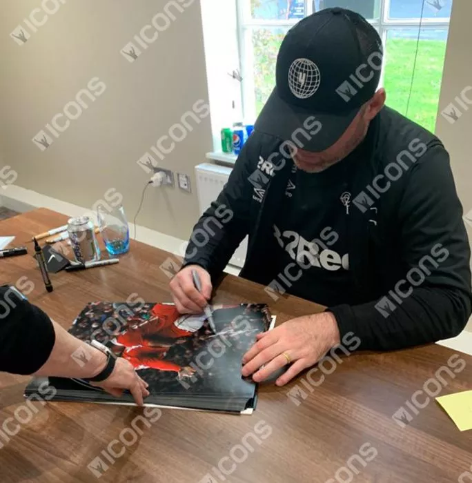 Icons Wayne Rooney Signed Manchester United Photo