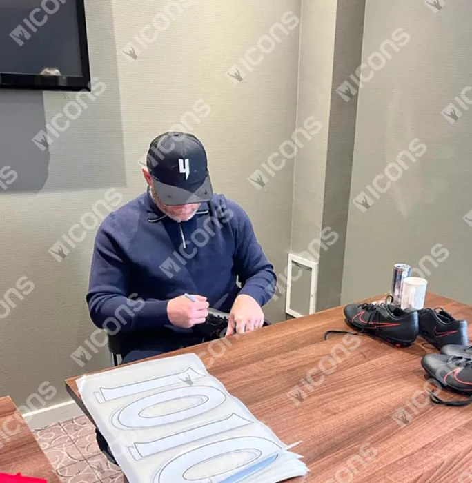 Icons Wayne Rooney Signed Nike Boot