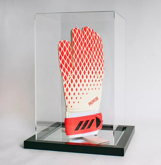 Icons Iker Casillas Signed White And Red Adidas Predator 20 Goalkeeper Glove In Acrylic Case
