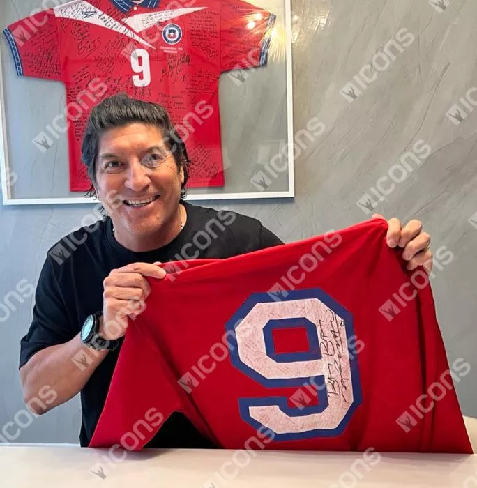 Icons Ivan Zamorano Back Signed Chile 1997-98 Home Shirt In Classic Frame