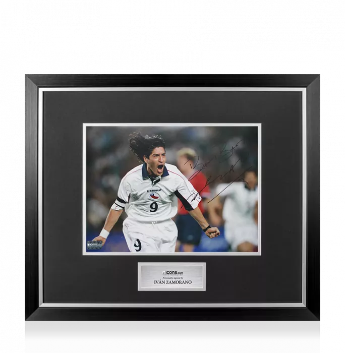 icons Ivan Zamorano Signed Chile Photo In Premium Photo Frame: Sydney 2000 Bronze Medal Brace v USA
