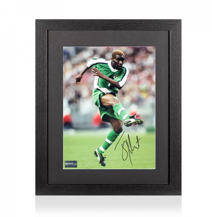 icons Jay-Jay Okocha Signed Nigeria Photo In Black Wooden Frame