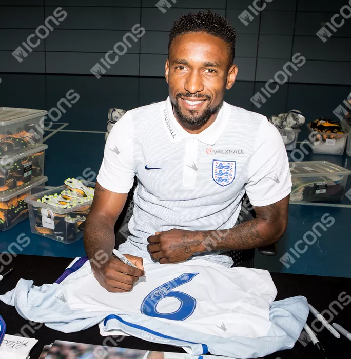 Icons Jermain Defoe England Back Signed 2016-17 Home Shirt