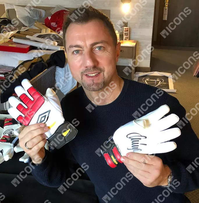 Icons Jerzy Dudek Signed White And Red Umbro Goalkeeper Glove