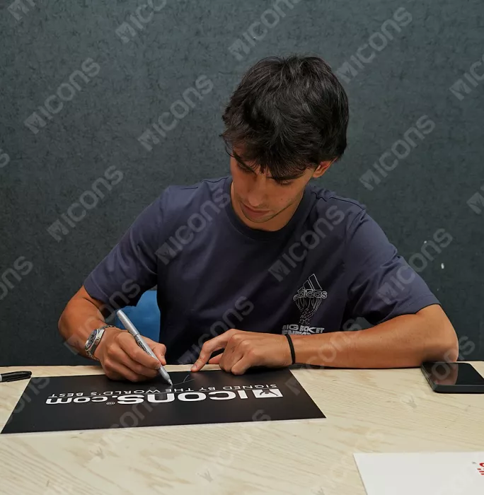 Icons Joao Felix Back Signed Portugal 2020-21 Home Shirt