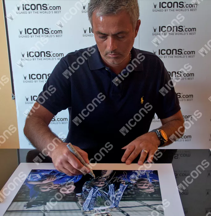 Icons Jose Mourinho Signed Photo In Black Wooden Frame: 2004-05 Premier League Winner