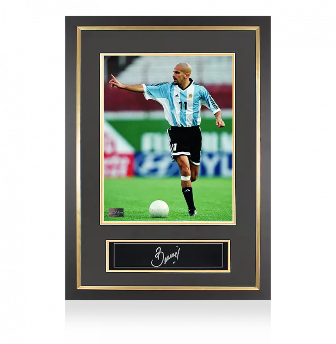 icons Juan Sebastian Veron Signed Plaque and Photo Frame: Argentina Legend