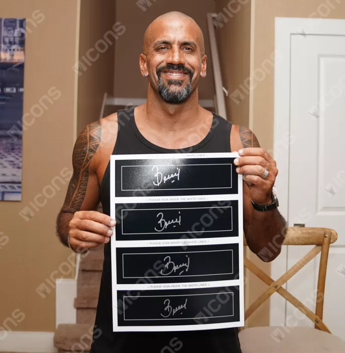 Icons Juan Sebastian Veron Signed Plaque And Photo Frame: Manchester United Hero