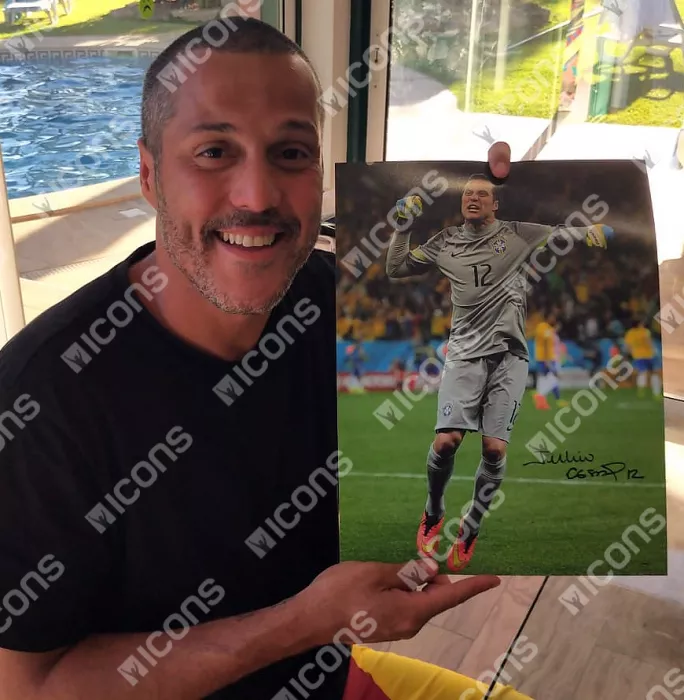 Icons Julio Cesar Signed Brazil Photo: 2014 FIFA World Cup Victory Vs Croatia
