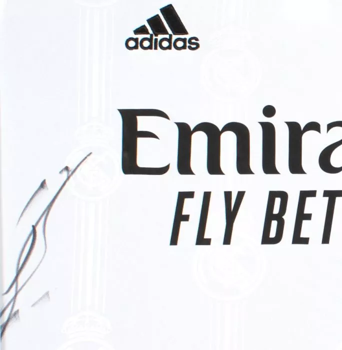 Icons Karim Benzema Front Signed Real Madrid 2022-23 Home Shirt