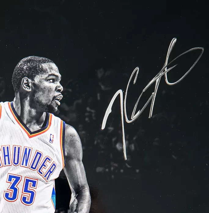 Icons Kevin Durant Signed Oklahoma City Thunder Photo: KD