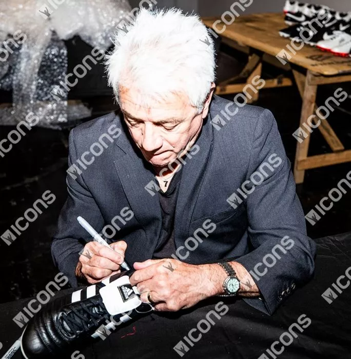 Icons Kevin Keegan Signed Black And White Adidas Gloro Boot In Bubble Frame: Option 1