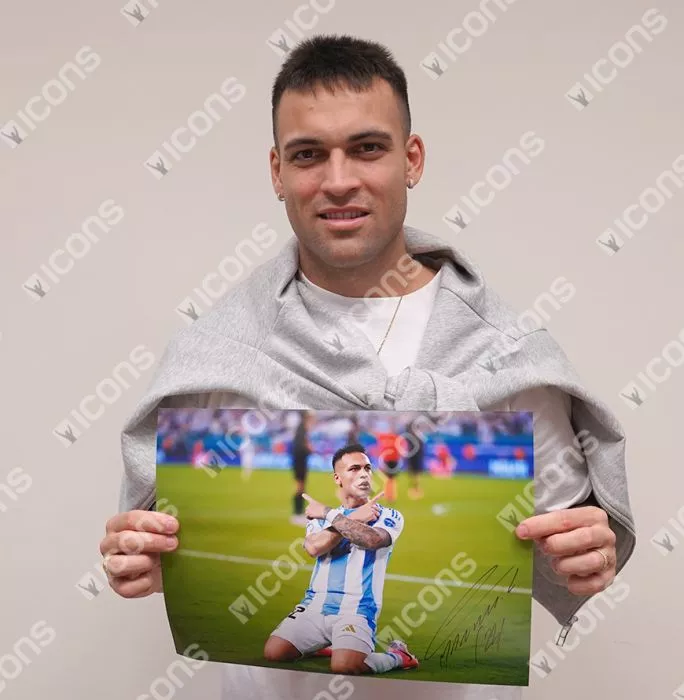 Icons Lautaro Martinez Signed Argentina Photo In Premium Photo Frame: 2024 Copa America Winner