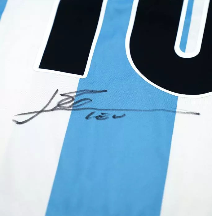 Icons Lionel Messi Back Signed Argentina 2011-13 Home Shirt In Hero Frame: Option 1