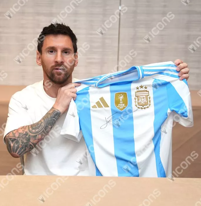 Icons Lionel Messi Front Signed Argentina 2024-25 Home Shirt In Hero Frame: Copa America Edition