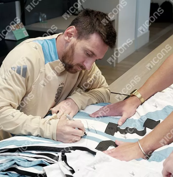 Icons Lionel Messi Official 2022 FIFA World Cup™ Back Signed And Hero Framed Argentina Match Issue 2022 Home Shirt